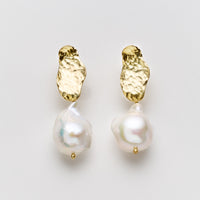 Danielle Pearls Earrings