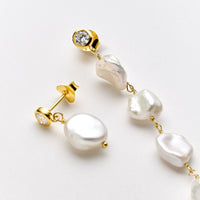 Ilenia Mismatched Pearl Earrings