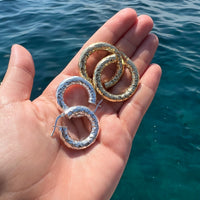 Amanda hoops