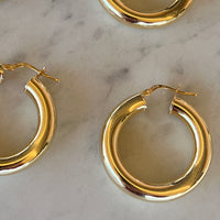 Lara Hoops