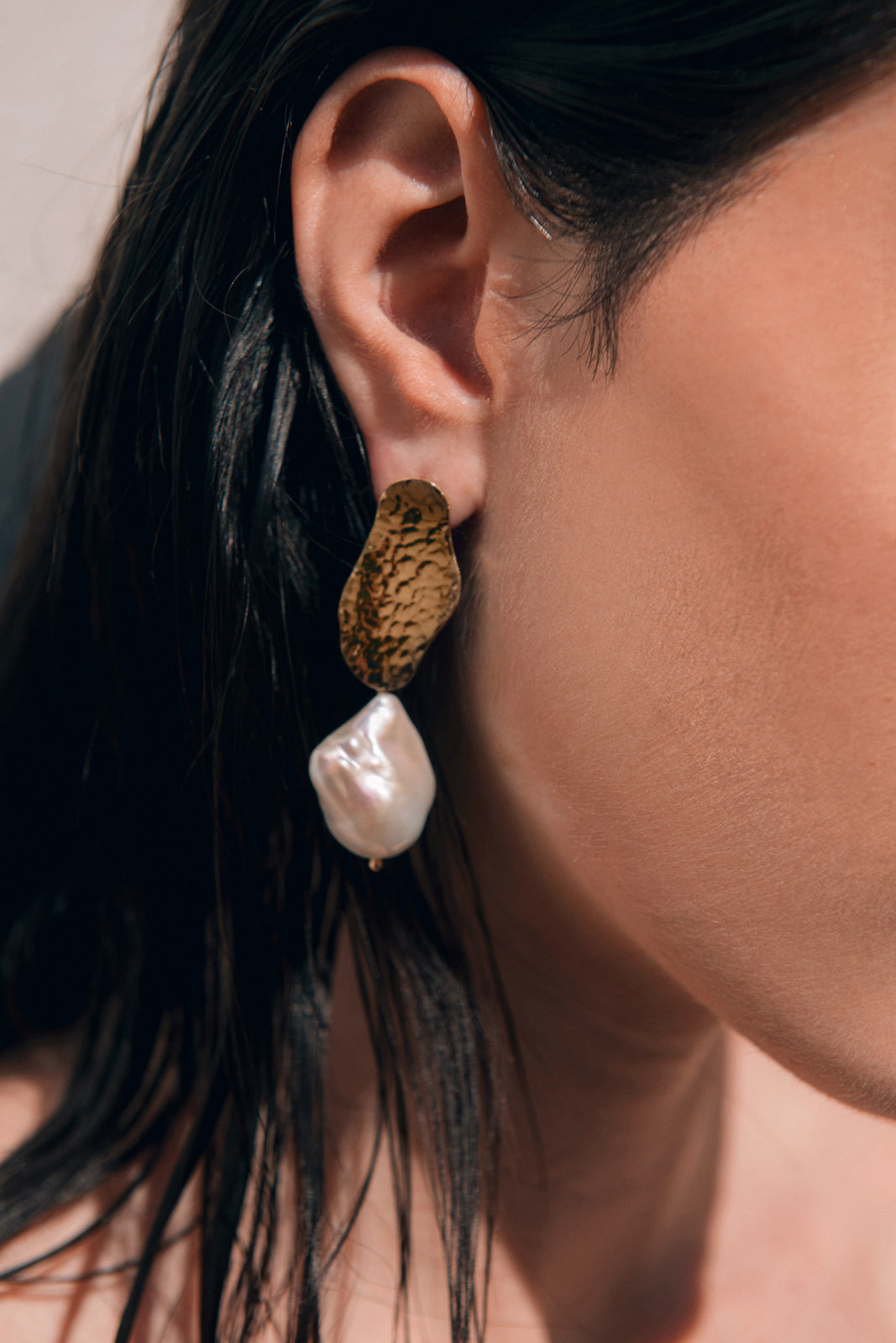 Dany Pearl Earrings