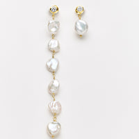 Ilenia Mismatched Pearl Earrings