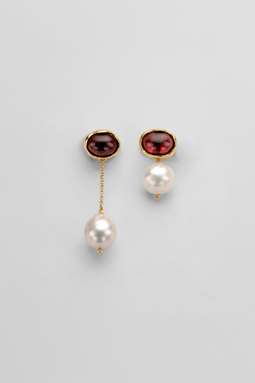 Luna Gemstone Pearl Earrings with Garnet