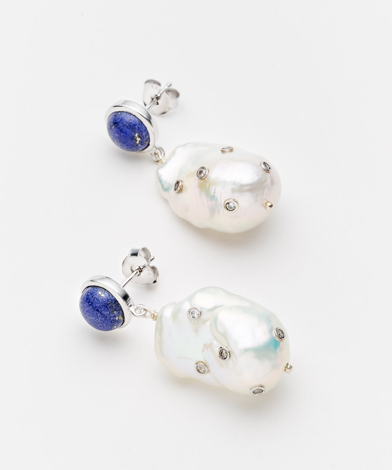 Anita Pearl Earrings