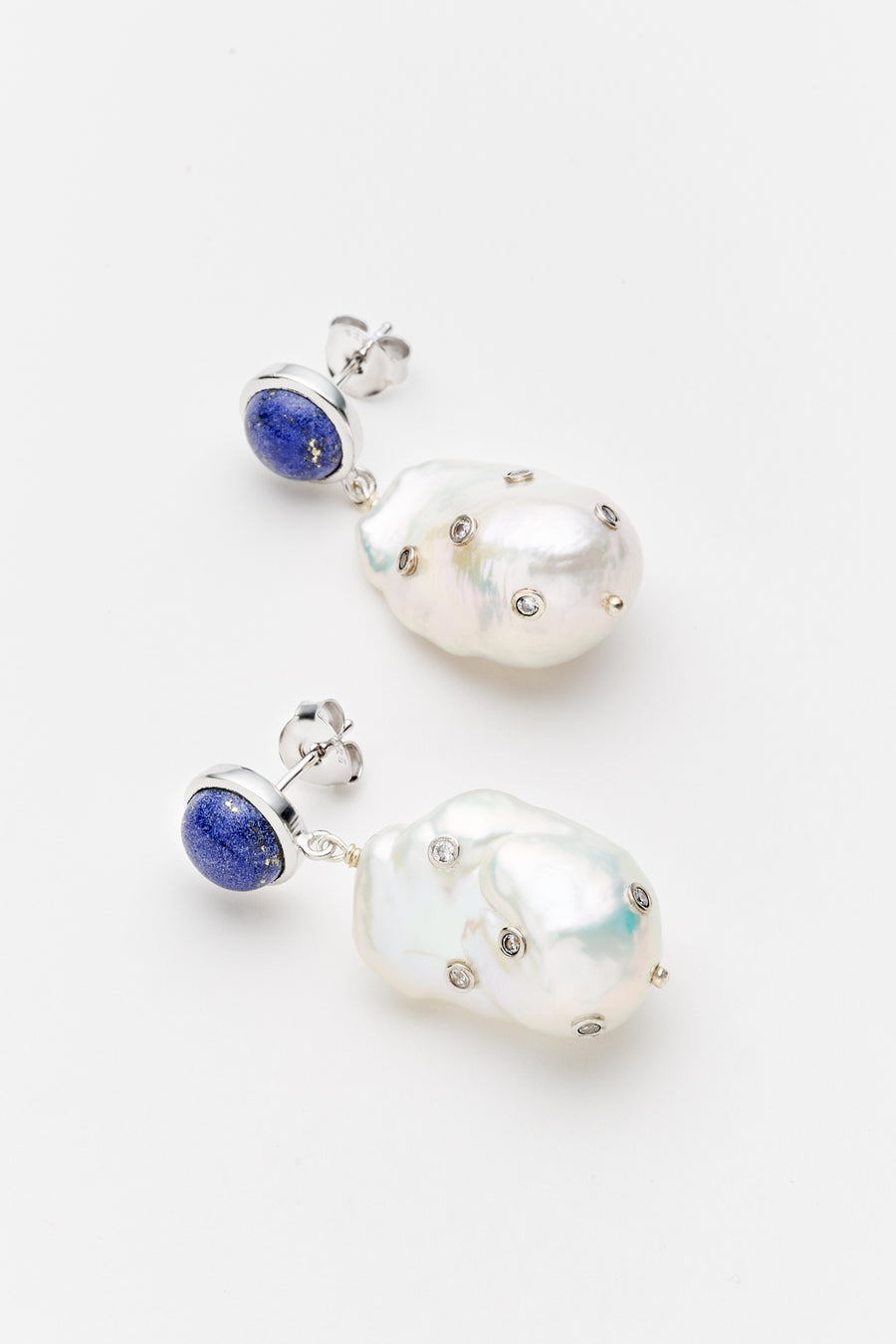 Anita Pearl Earrings