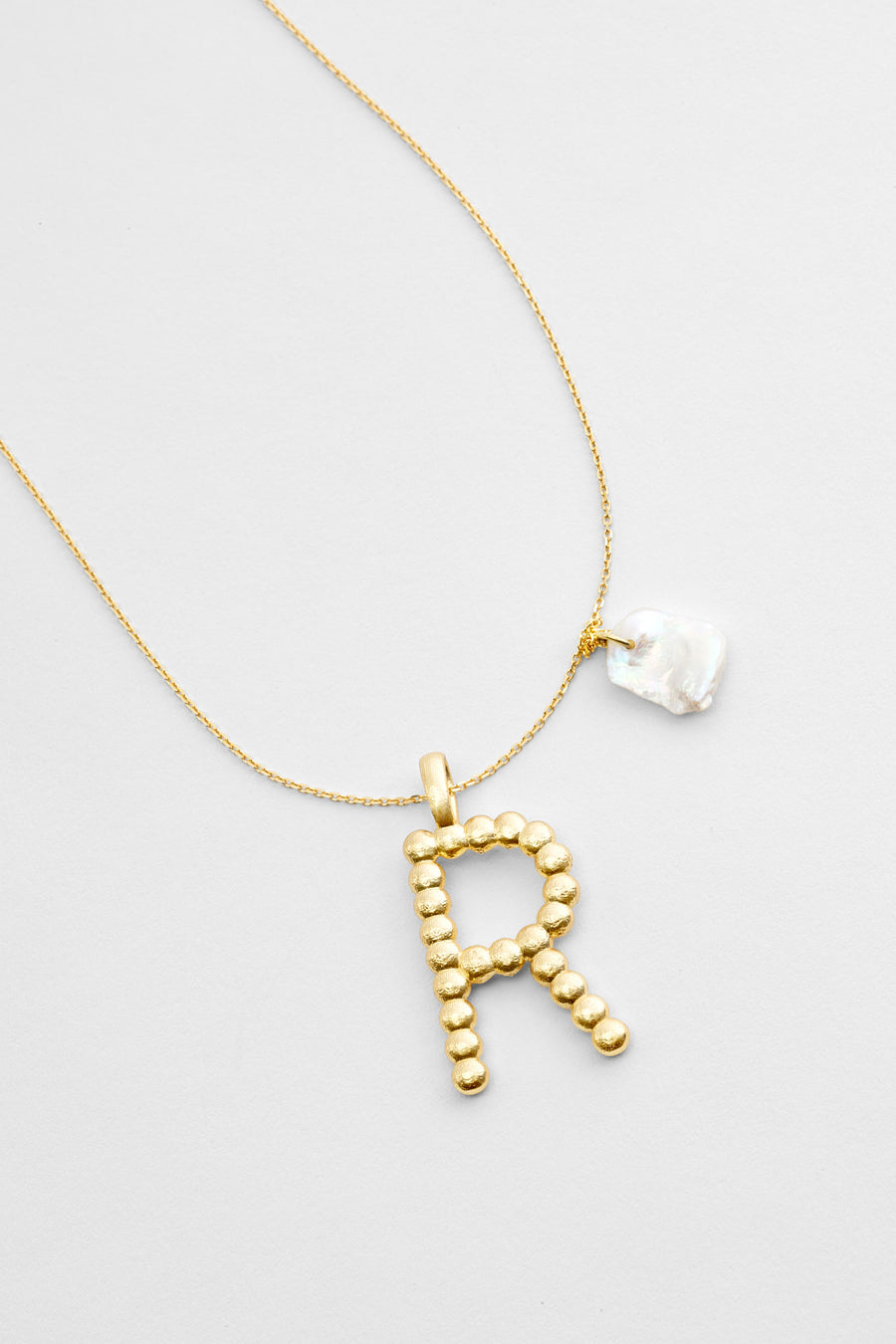 Anne initial pendant with pearl Necklace